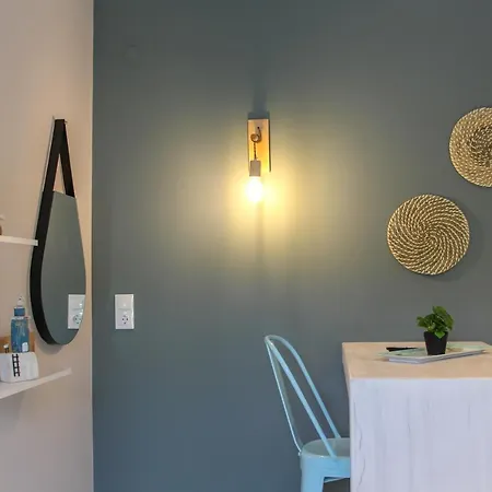 Lamprini's Deluxe * لايميناس