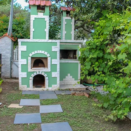 Lamprini's Deluxe بيت ريفي