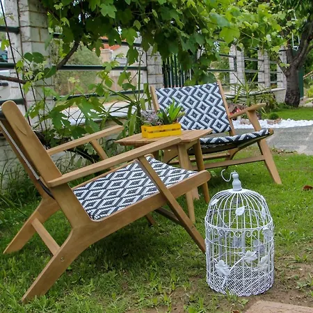 بيت ريفي Lamprini's Deluxe *