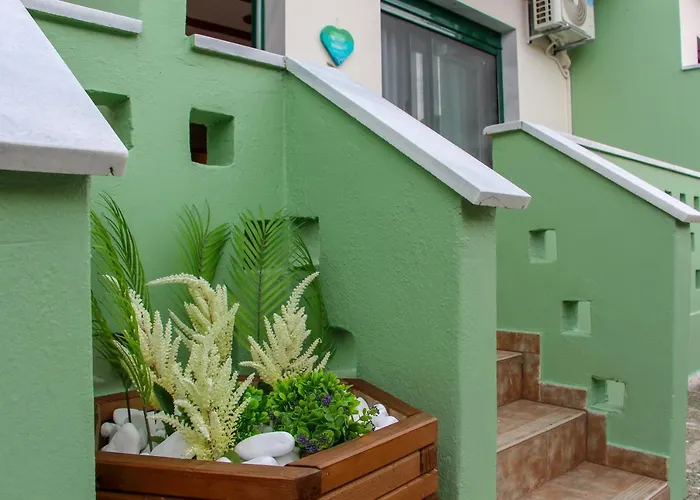 Lamprini's Deluxe 宾馆