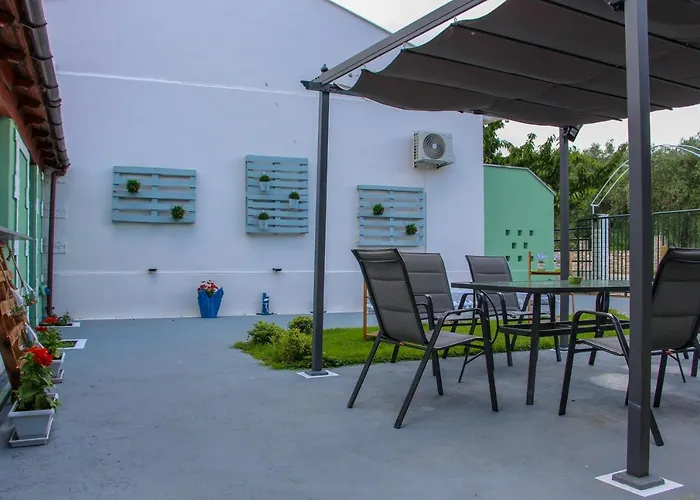 宾馆 Lamprini's Deluxe 萨索斯