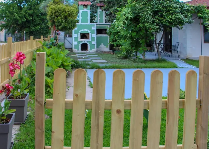 宾馆 Lamprini's Deluxe *