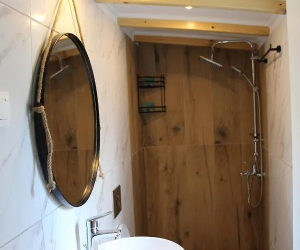 Lamprini's Deluxe 宾馆