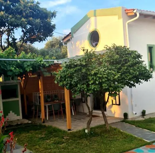 Lamprini's Deluxe * 萨索斯