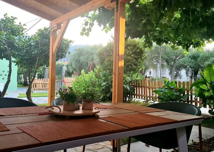 Lamprini's Deluxe * 萨索斯