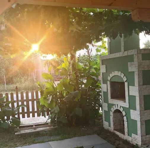 Lamprini's Deluxe * 萨索斯